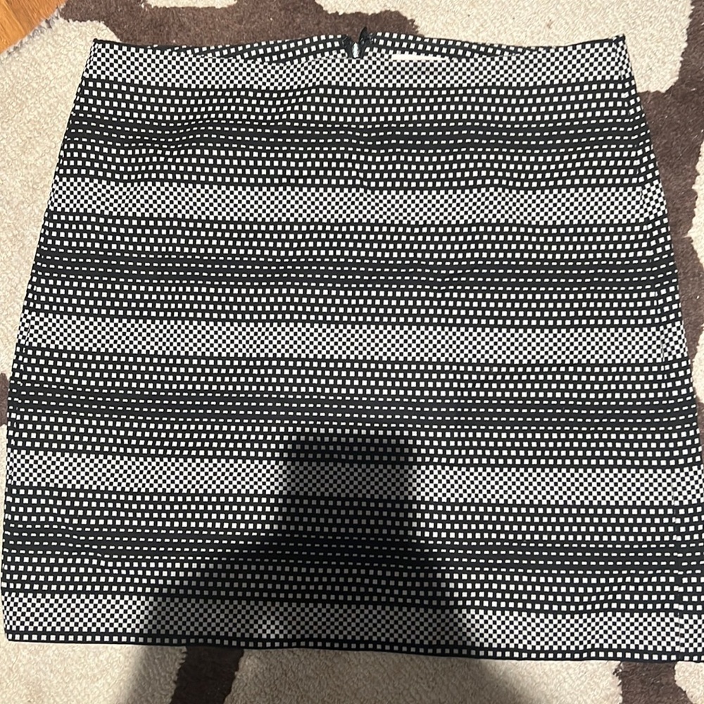 Loft black and white squares mini skirt size 10